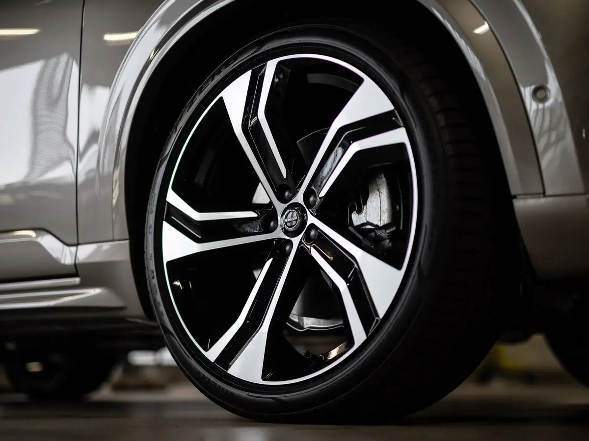 Volvo XC90 II Рестайлинг 1 Внедорожник 5 дв. — сүрөт 19