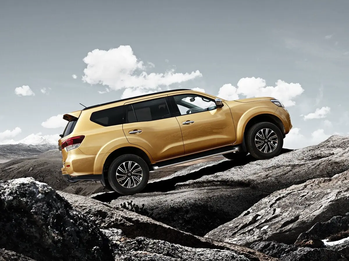 Nissan Terra I Внедорожник 5 дв. — сүрөт 2