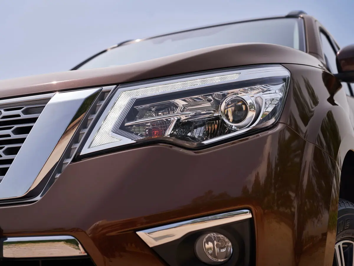 Nissan Terra I Внедорожник 5 дв. — сүрөт 10