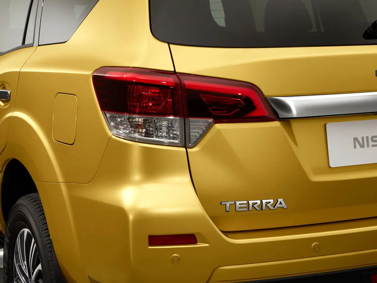 Nissan Terra I Внедорожник 5 дв. — сүрөт 11