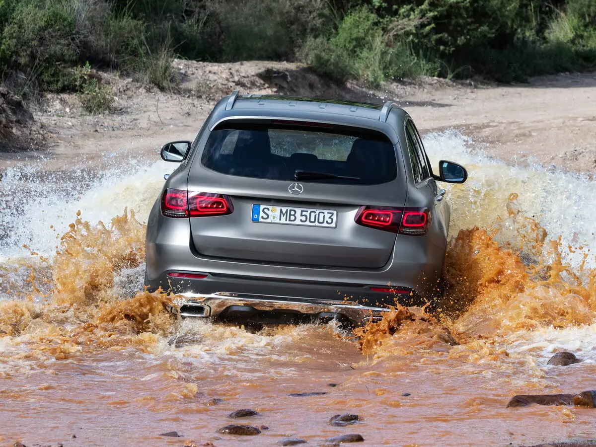 Mercedes-Benz GLC I (X253) Рестайлинг Внедорожник 5 дв. — сүрөт 4
