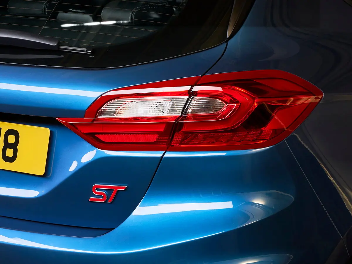 Ford Fiesta ST VII Хэтчбек 3 дв. — сүрөт 13