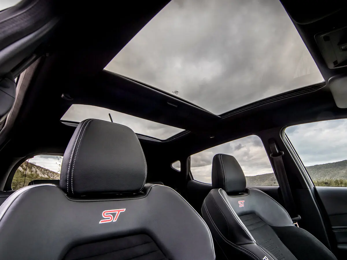 Ford Fiesta ST VII Хэтчбек 5 дв. — сүрөт 15