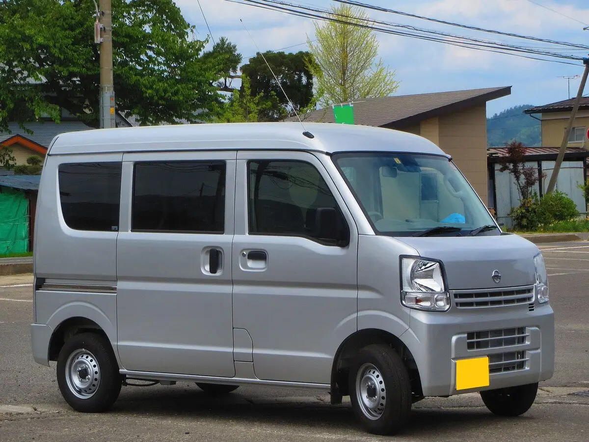 Nissan NV100 Clipper III Микровэн — сүрөт 3