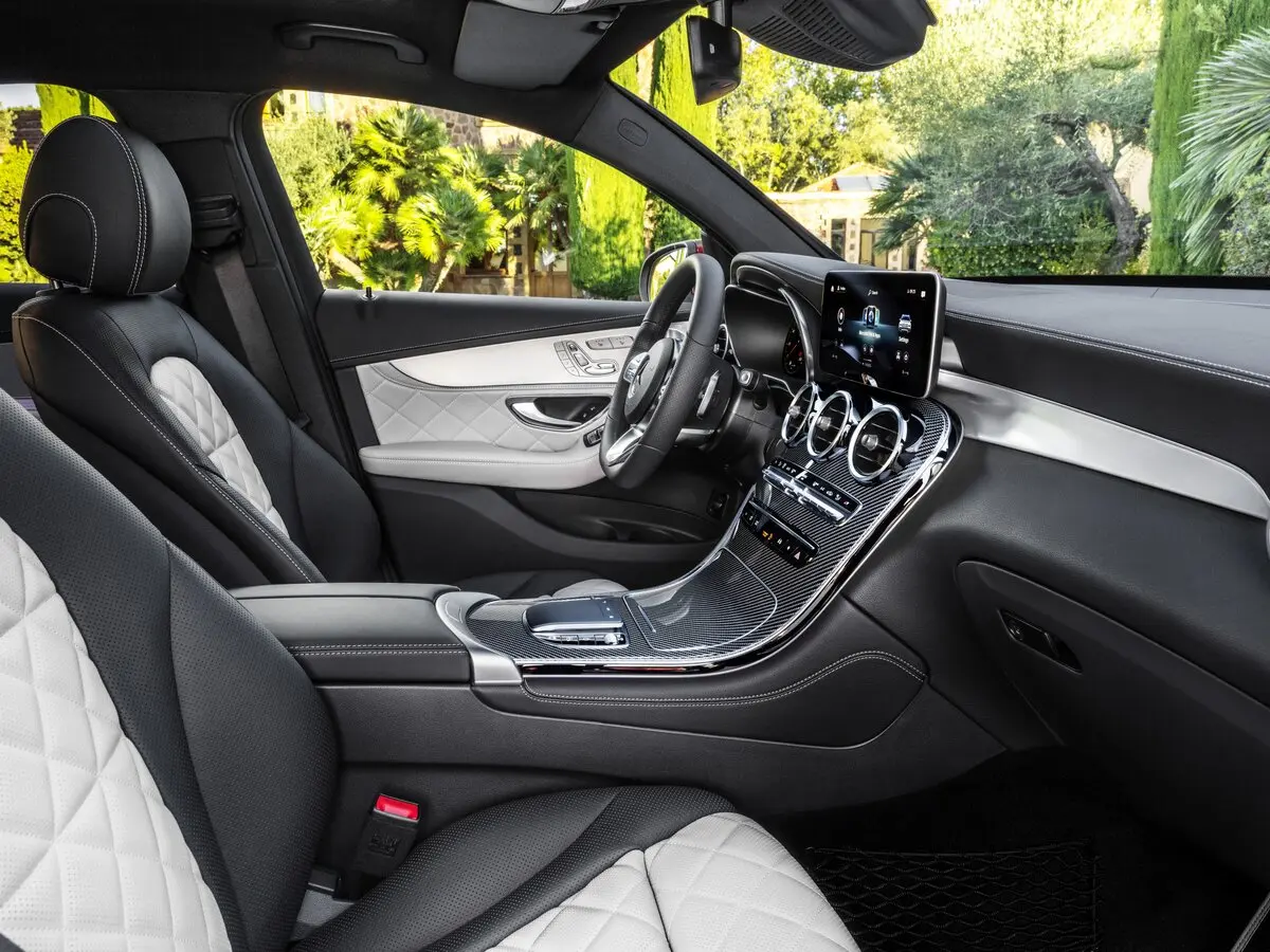Mercedes-Benz GLC Coupe I (C253) Рестайлинг Внедорожник 5 дв. — photo 7
