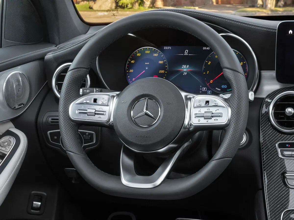 Mercedes-Benz GLC Coupe I (C253) Рестайлинг Внедорожник 5 дв. — photo 9