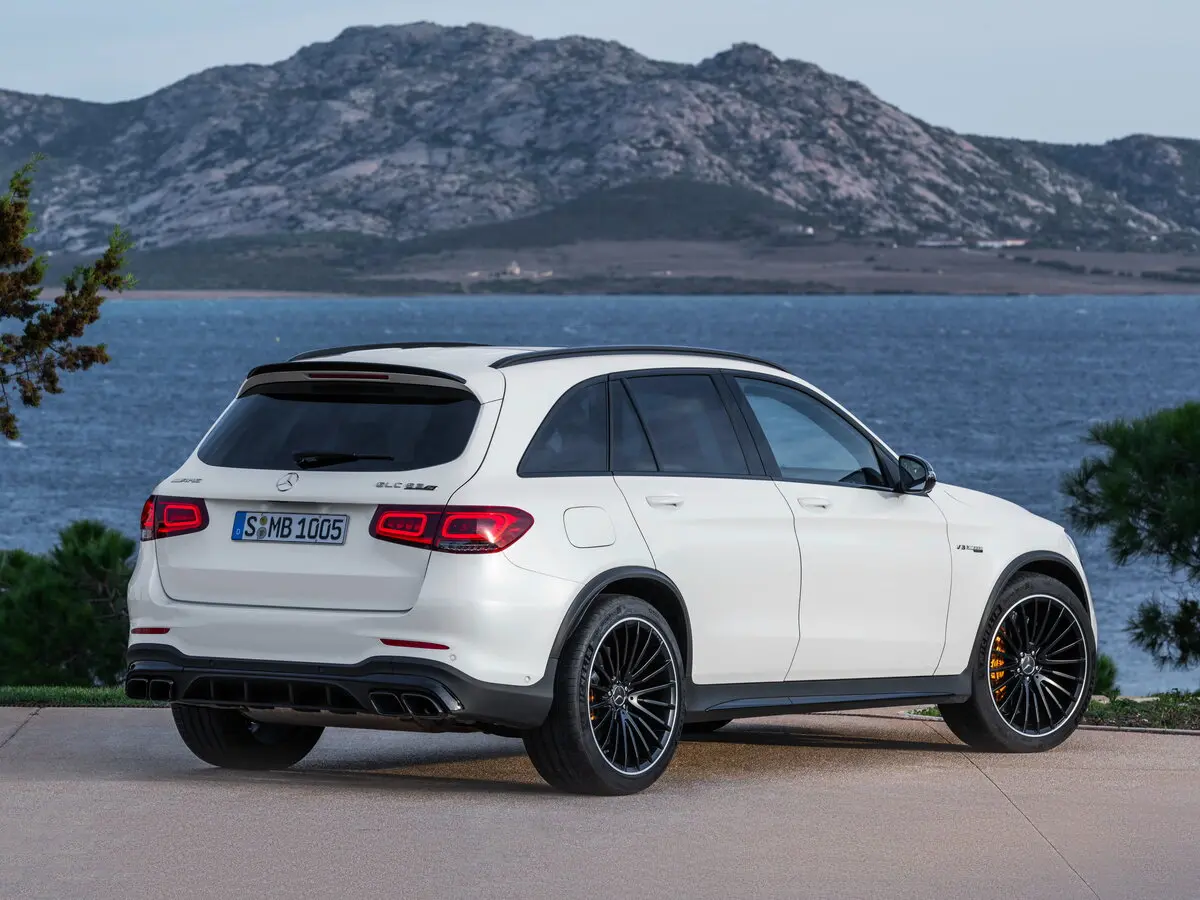 Mercedes-Benz GLC AMG I (X253) Рестайлинг Внедорожник 5 дв. — 照片 5