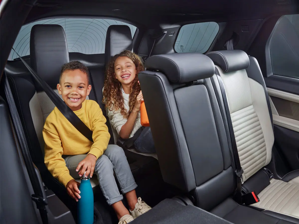 Land Rover Discovery Sport I Рестайлинг Внедорожник 5 дв. — photo 9