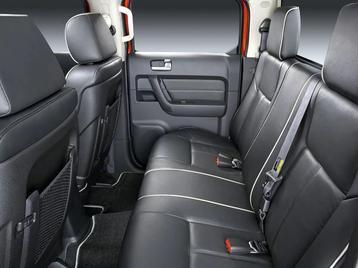 Hummer H3 2005 – 2010 Пикап Двойная кабина — фото 7