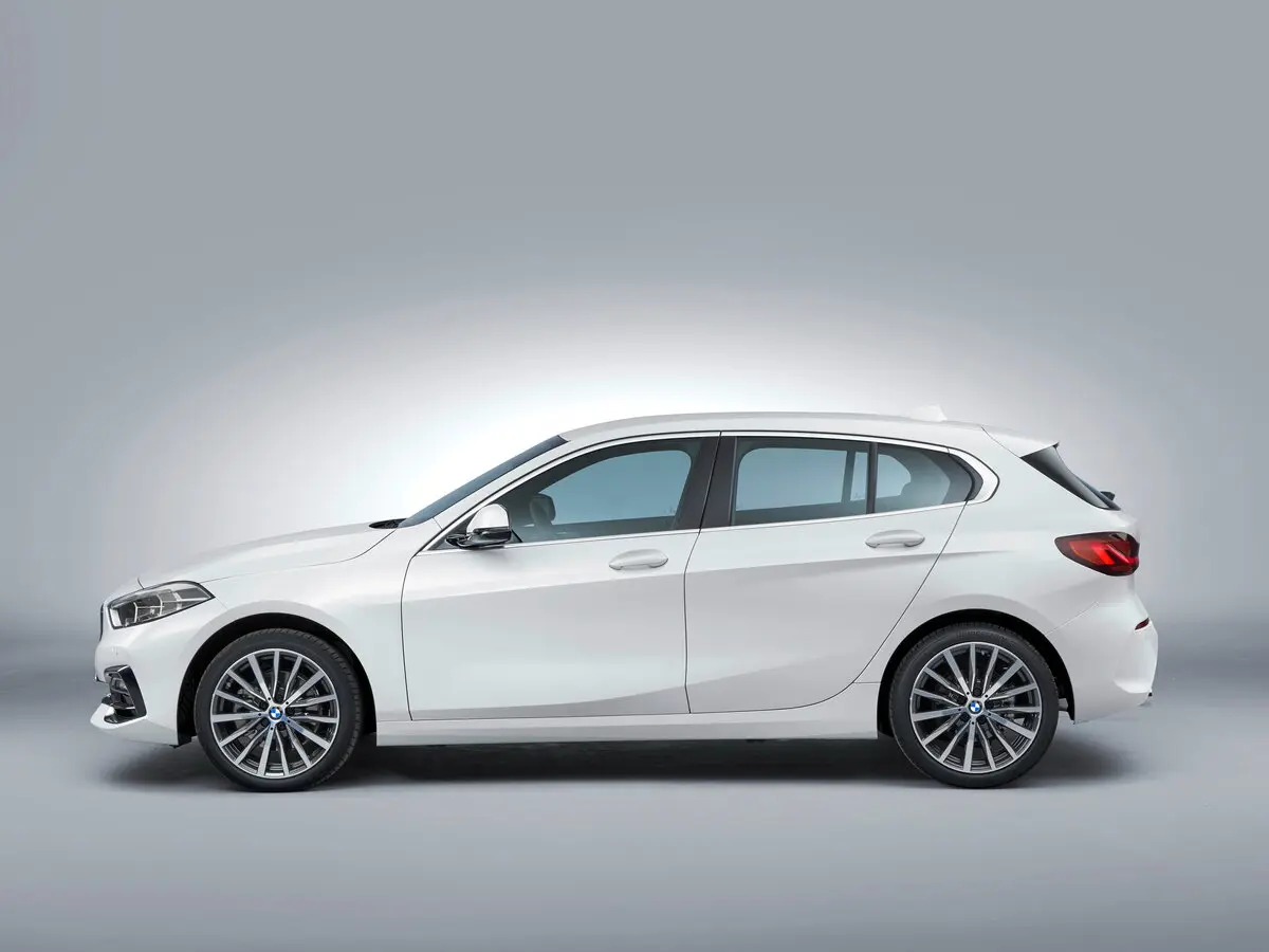 BMW 1 серии III (F40) Хэтчбек 5 дв. — сүрөт 2