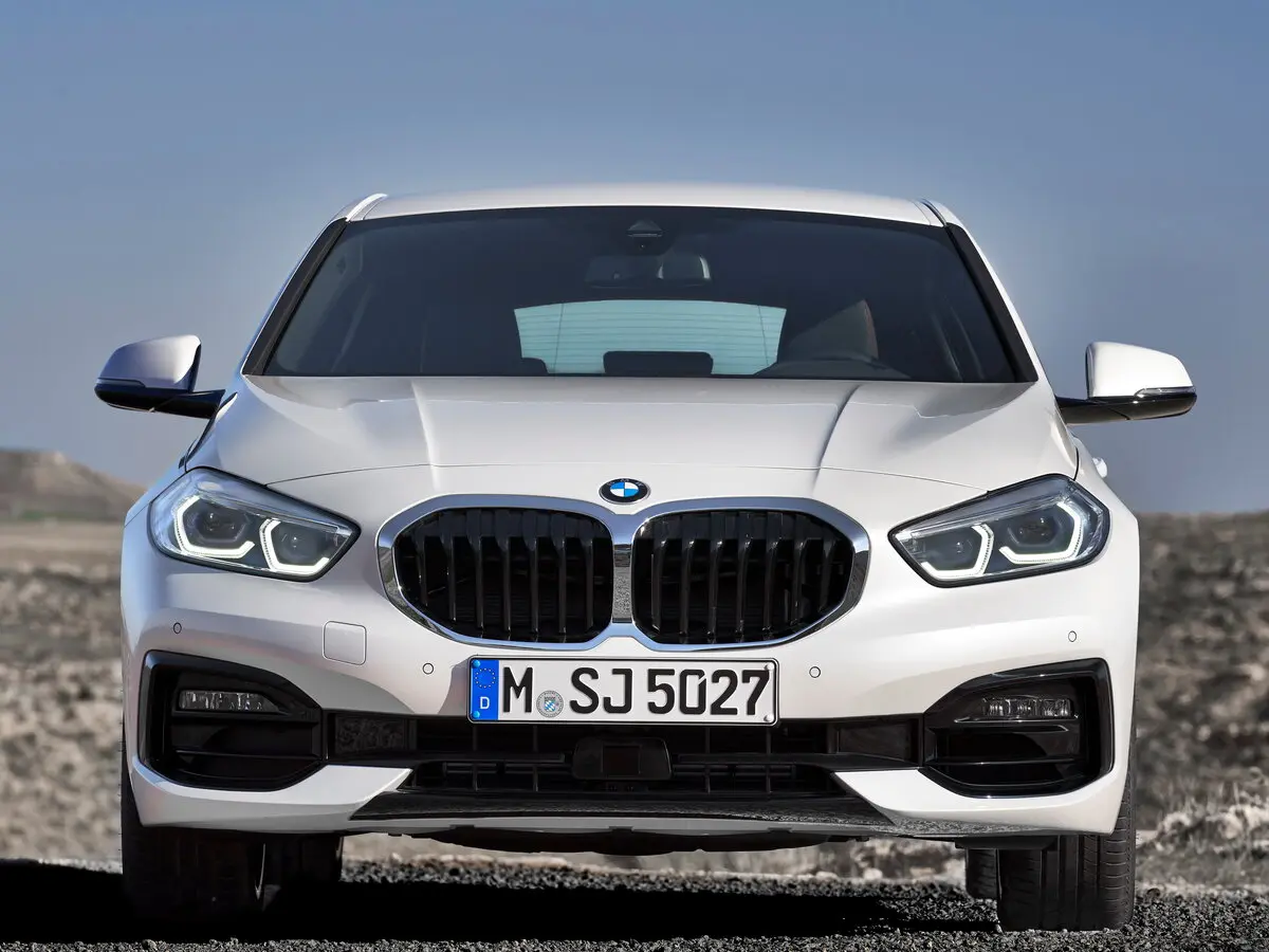 BMW 1 серии III (F40) Хэтчбек 5 дв. — сүрөт 3