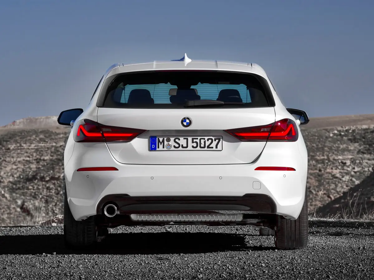 BMW 1 серии III (F40) Хэтчбек 5 дв. — сүрөт 4