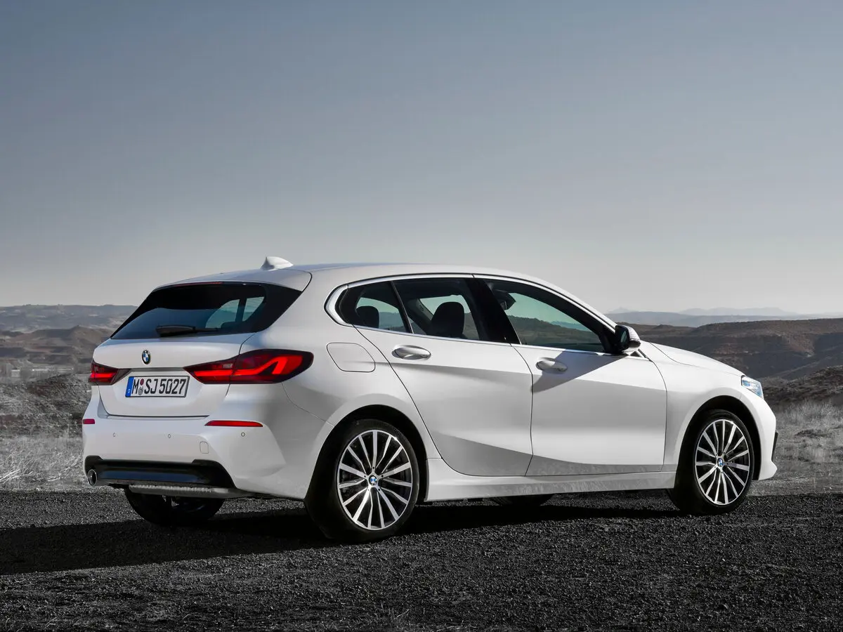 BMW 1 серии III (F40) Хэтчбек 5 дв. — сүрөт 5