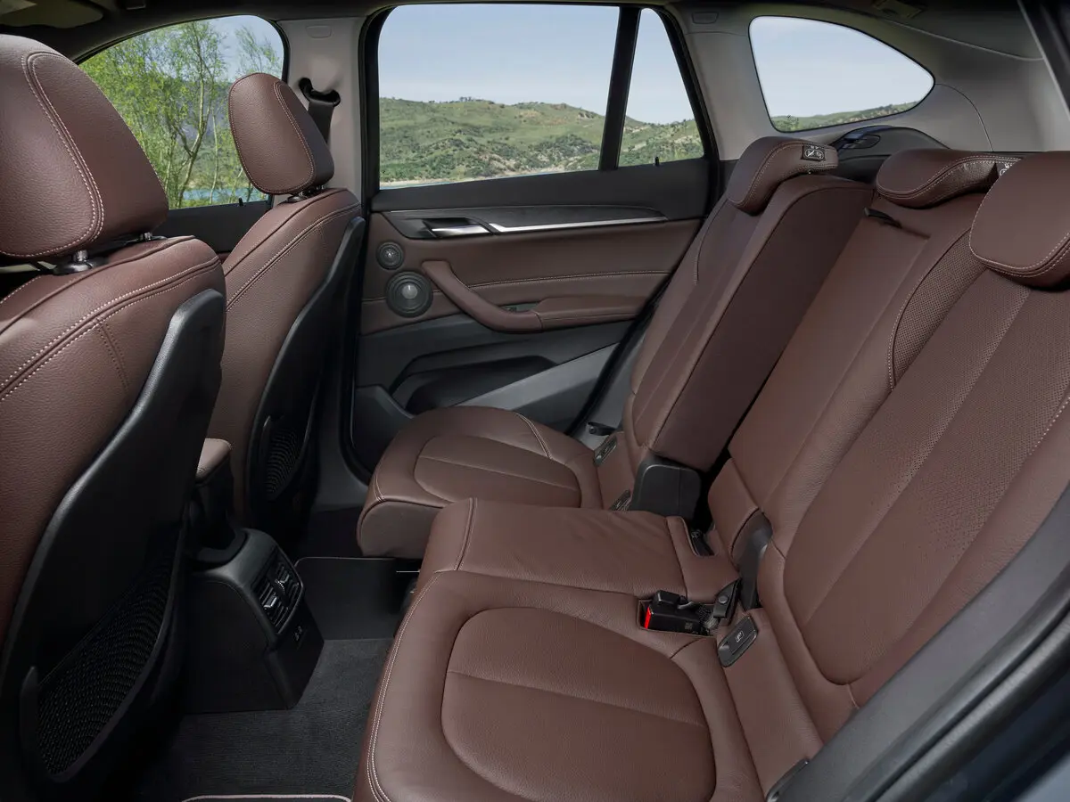 BMW X1 II (F48) Рестайлинг Внедорожник 5 дв. — сүрөт 11