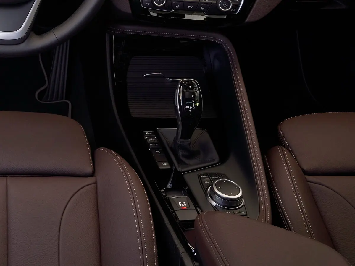BMW X1 II (F48) Рестайлинг Внедорожник 5 дв. — сүрөт 13