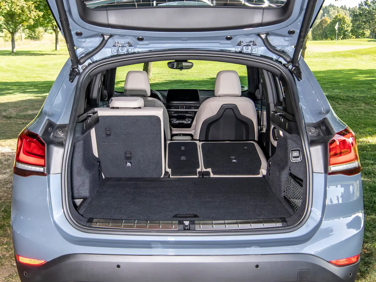 BMW X1 II (F48) Рестайлинг Внедорожник 5 дв. — сүрөт 14