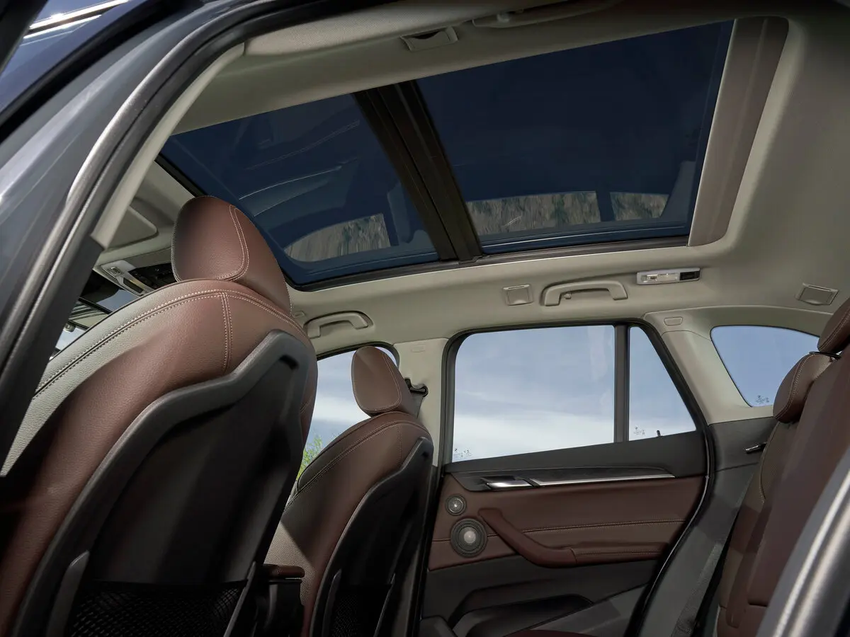 BMW X1 II (F48) Рестайлинг Внедорожник 5 дв. — сүрөт 18