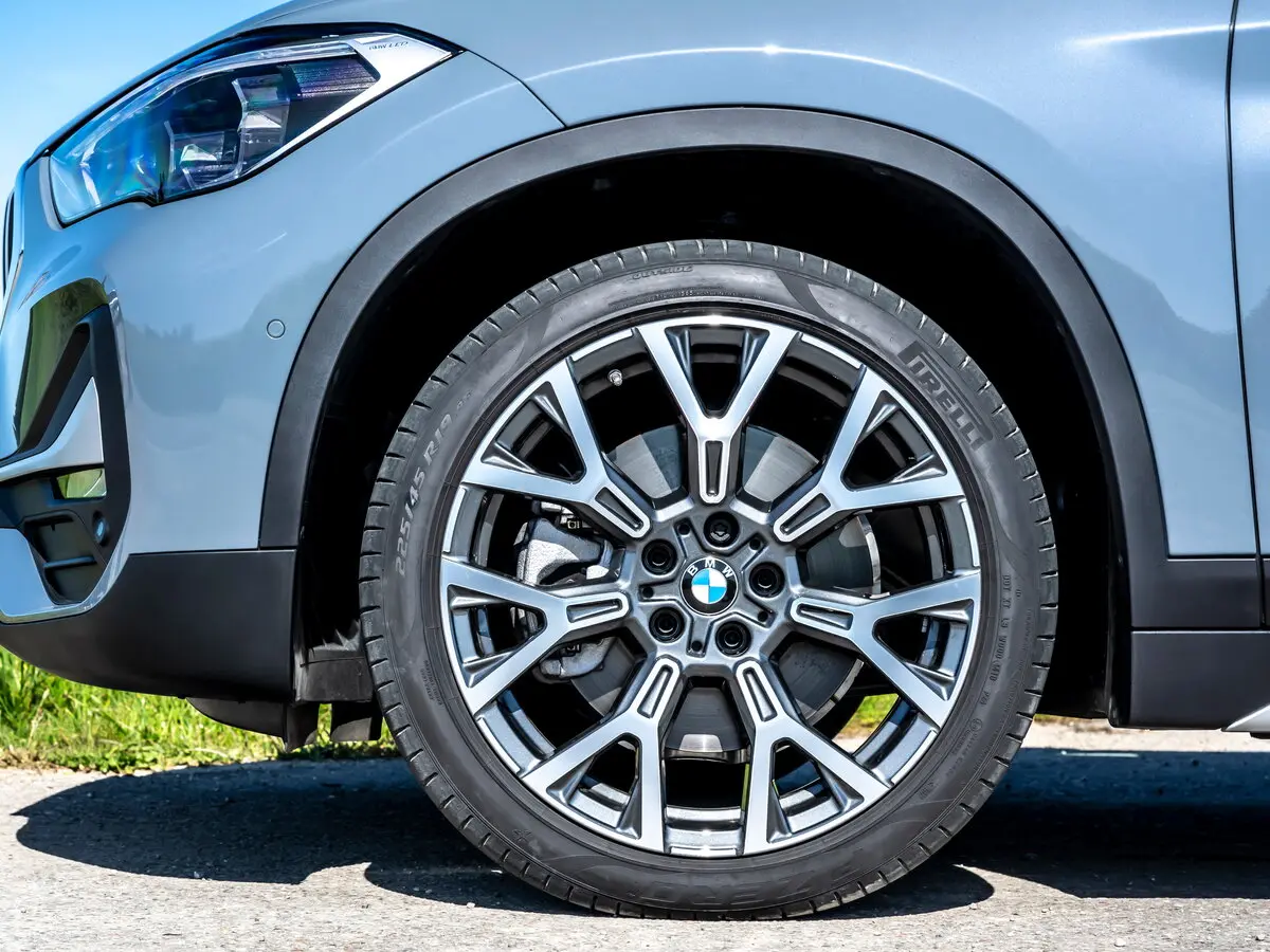 BMW X1 II (F48) Рестайлинг Внедорожник 5 дв. — сүрөт 19