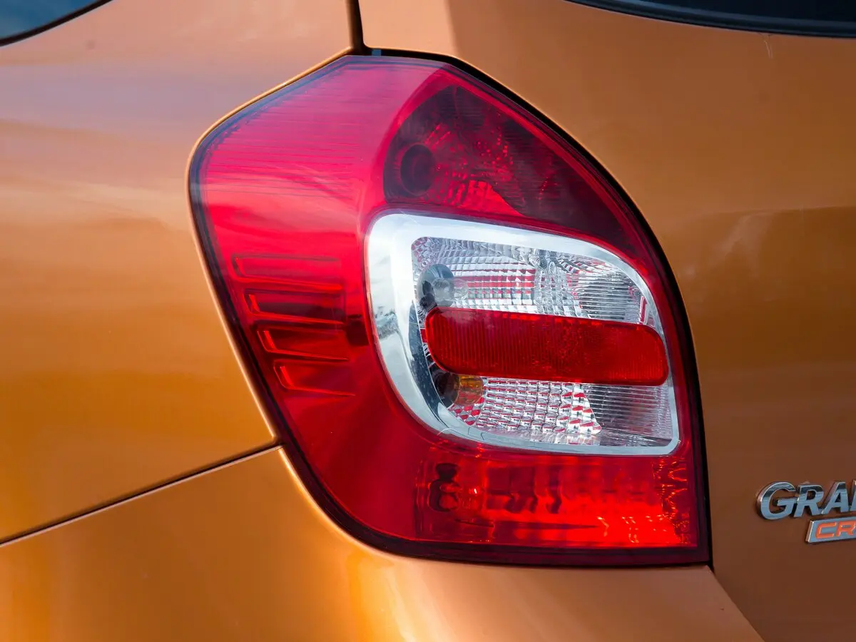 Lada (ВАЗ) Granta I Рестайлинг Универсал 5 дв. Cross — сүрөт 29