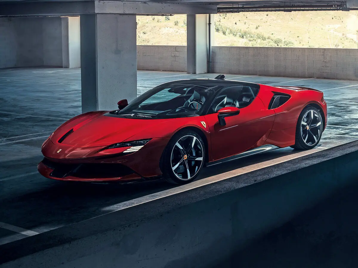 Ferrari SF90 2019 – н.в. Купе Stradale
