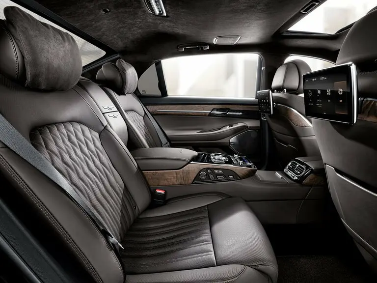 Genesis G90 I Рестайлинг Седан — photo 7