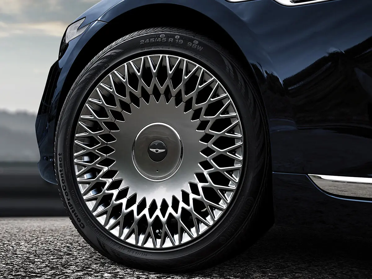 Genesis G90 I Рестайлинг Седан — photo 13