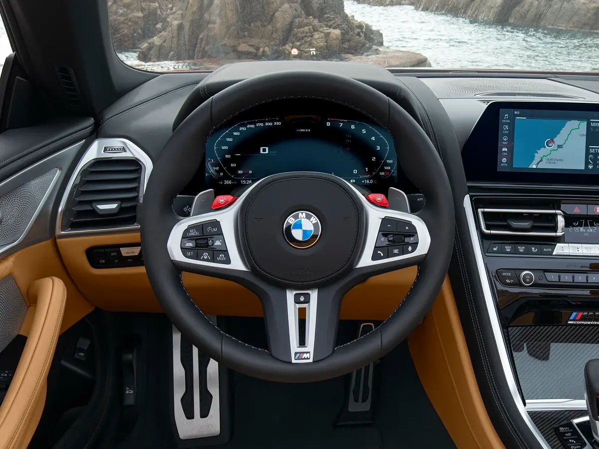 BMW M8 I (F91/F92/F93) Кабриолет — 照片 10