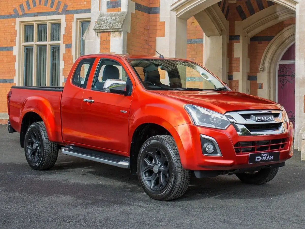 Isuzu D-Max II Рестайлинг Пикап Полуторная кабина