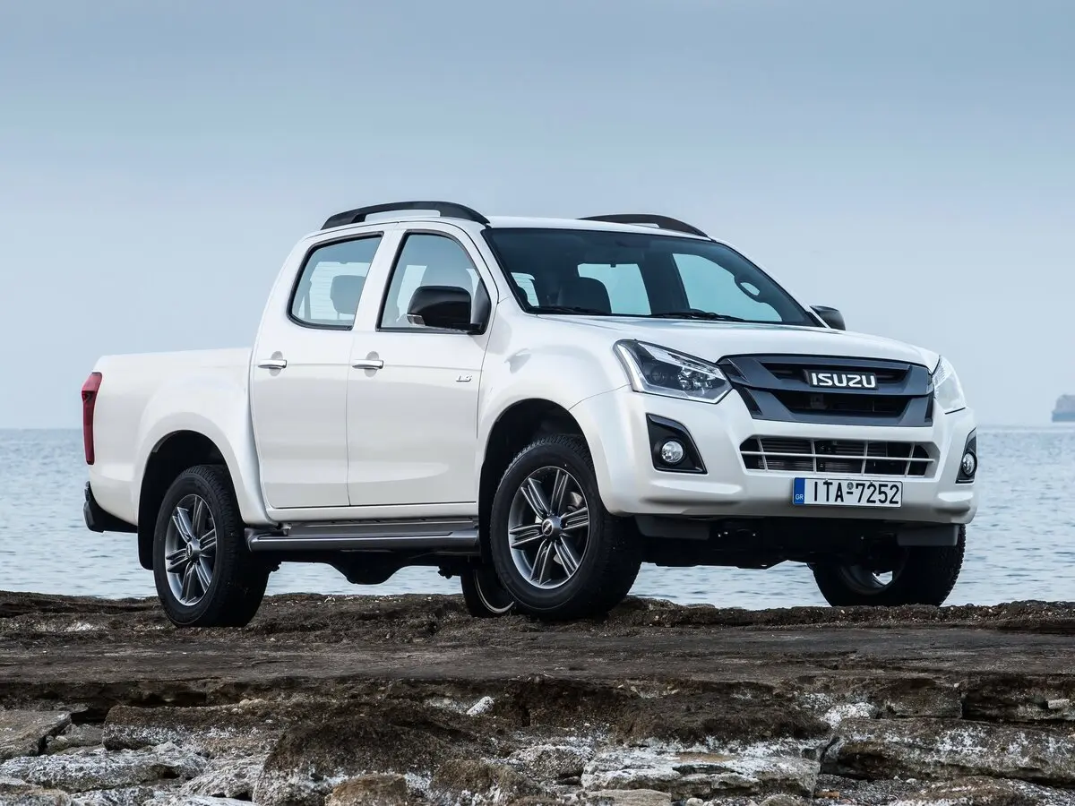 Isuzu D-Max II Рестайлинг Пикап Двойная кабина