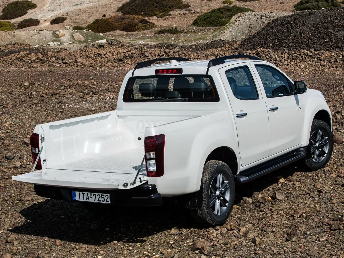 Isuzu D-Max II Рестайлинг Пикап Двойная кабина — сүрөт 5