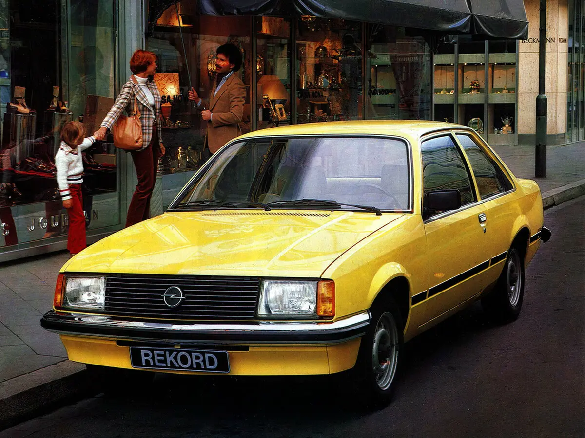 Opel Rekord E Седан 2 дв.