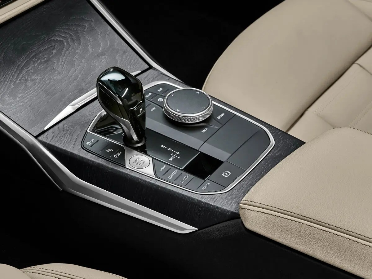 BMW 3 серии VII (G2x) Универсал 5 дв. — сүрөт 8