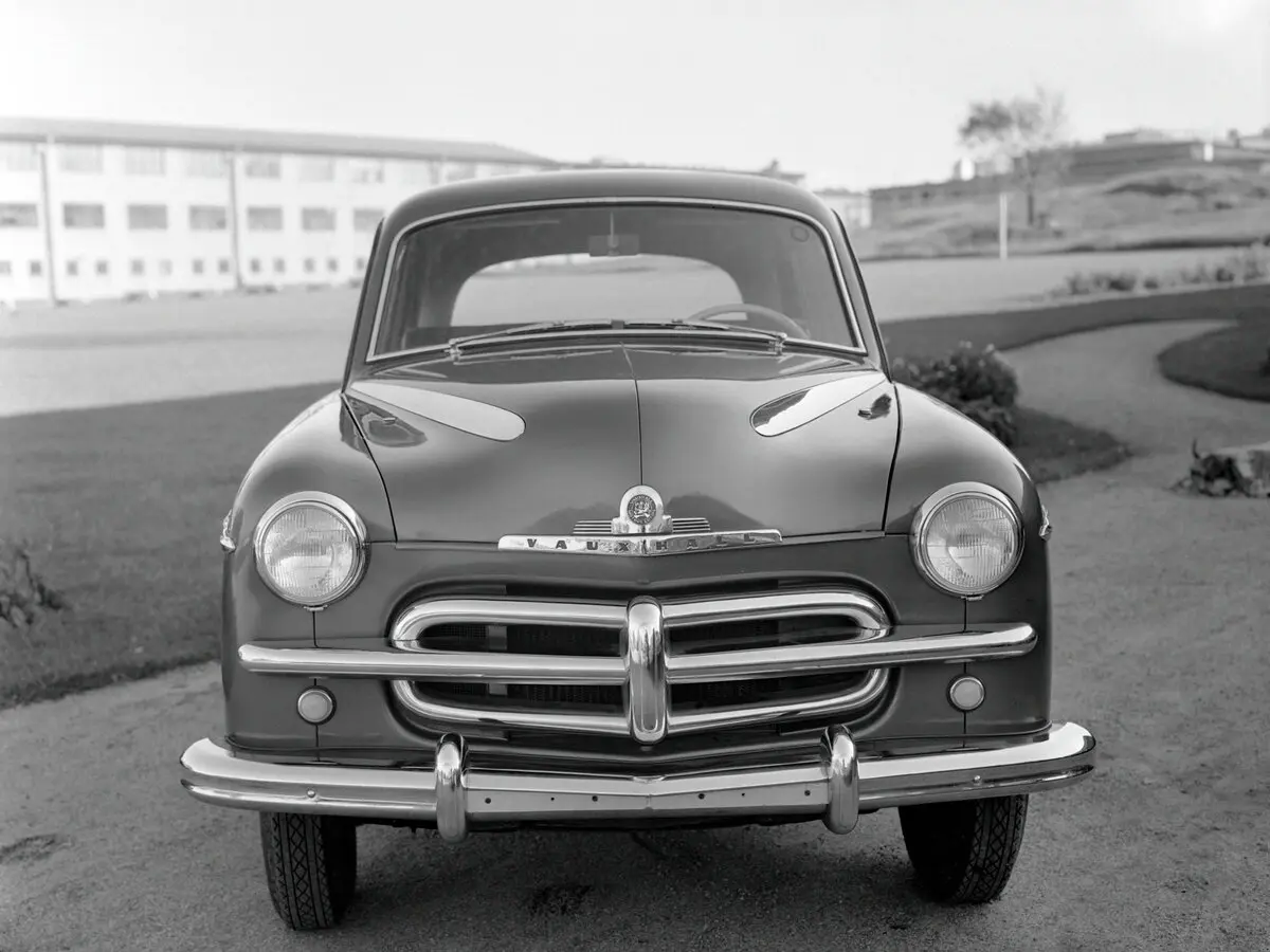 Vauxhall Velox II (EIP) Седан — photo 3