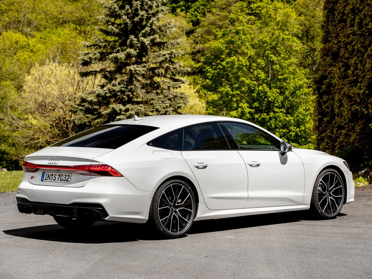 Audi S7 II (4K) Лифтбек Sportback — 照片 5