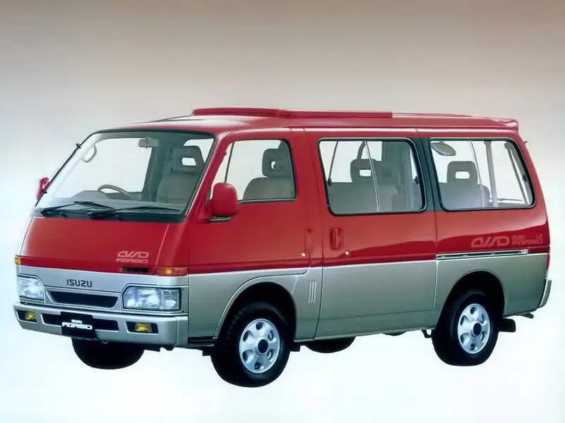 Isuzu Fargo I Минивэн