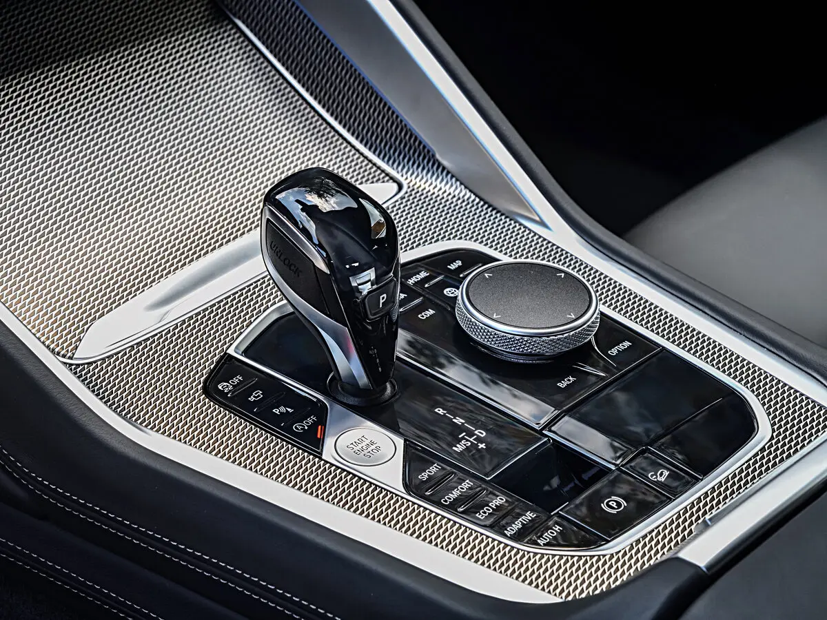 BMW X6 III (G06) Внедорожник 5 дв. — 照片 13