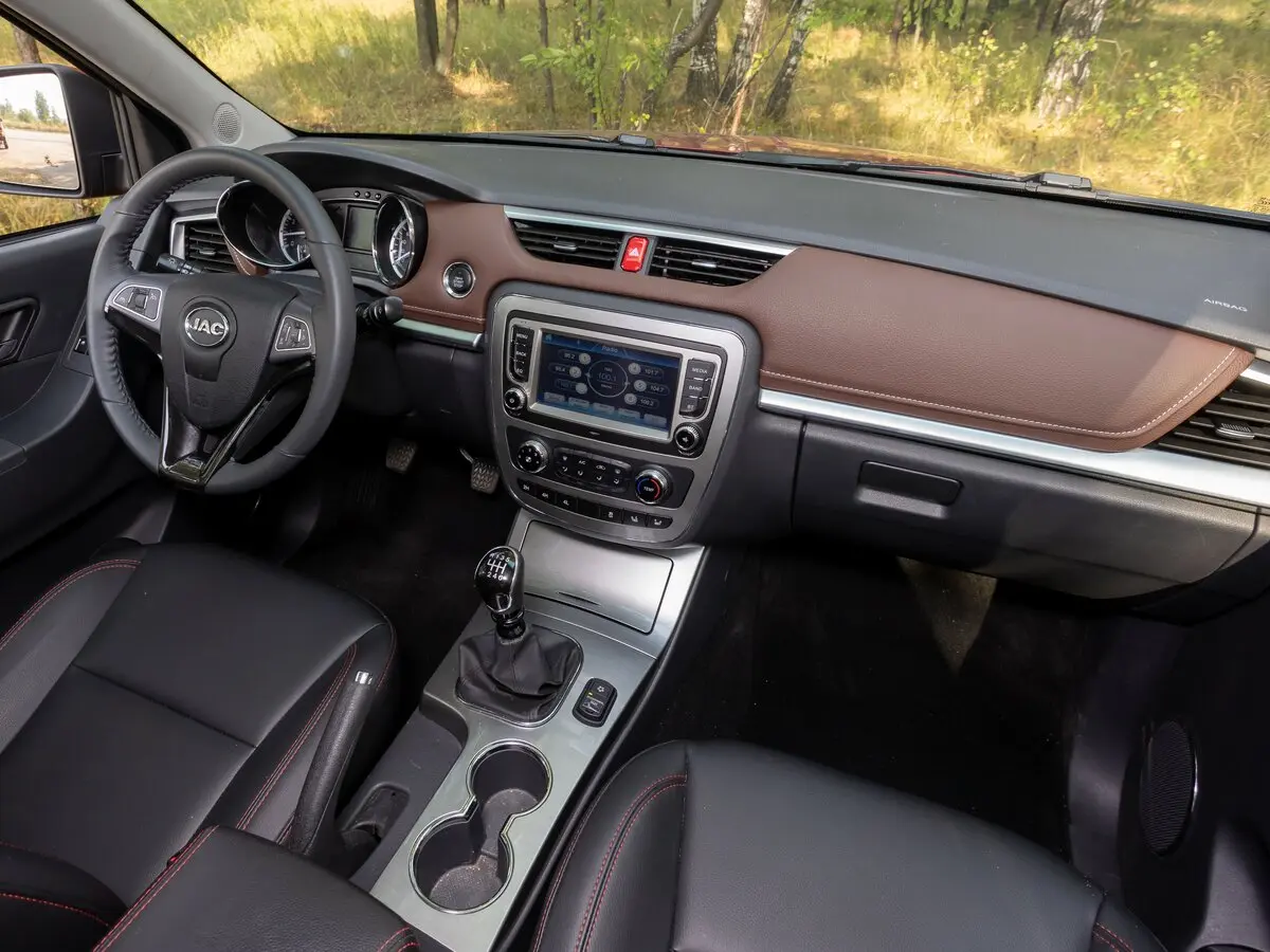 JAC T6 2015 – н.в. Пикап Двойная кабина — сүрөт 20