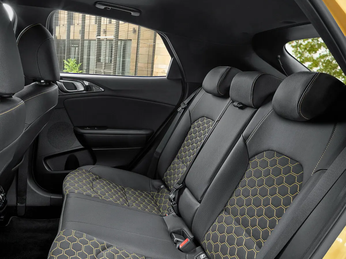 Kia XCeed I Хэтчбек 5 дв. — сүрөт 8