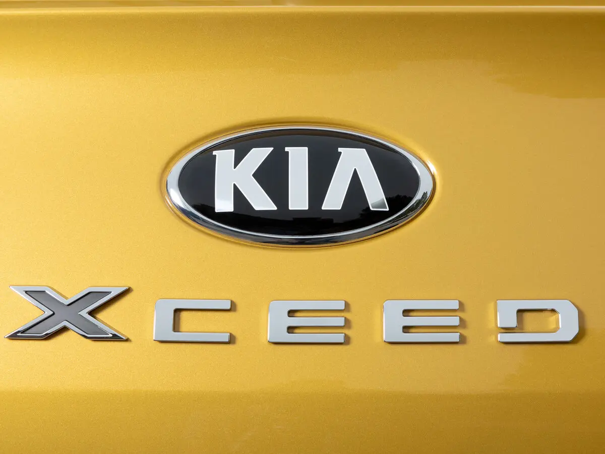 Kia XCeed I Хэтчбек 5 дв. — сүрөт 12