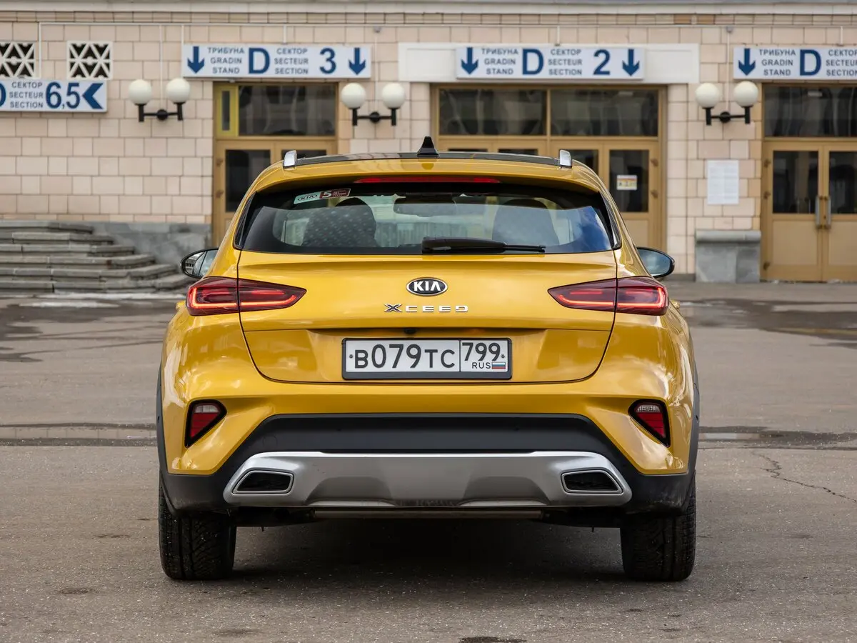 Kia XCeed I Хэтчбек 5 дв. — сүрөт 18