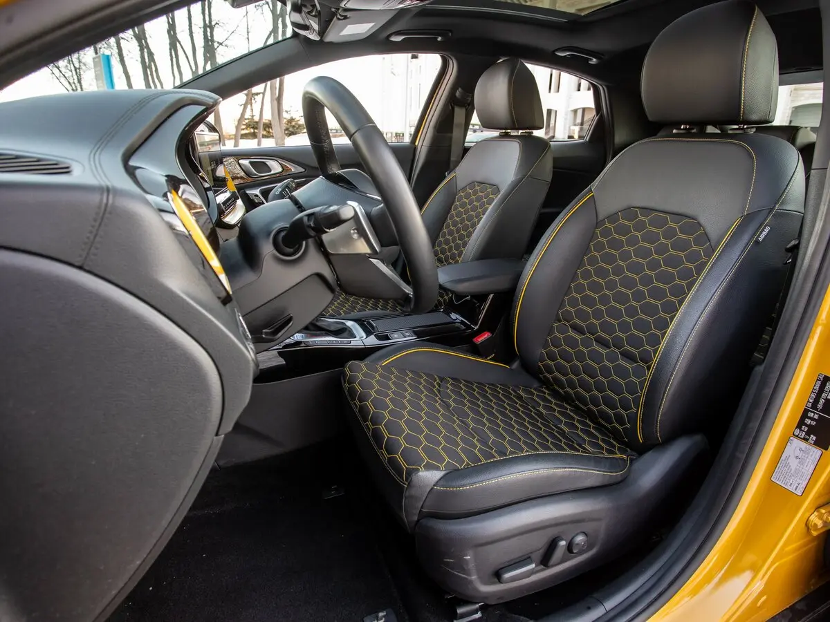 Kia XCeed I Хэтчбек 5 дв. — сүрөт 21