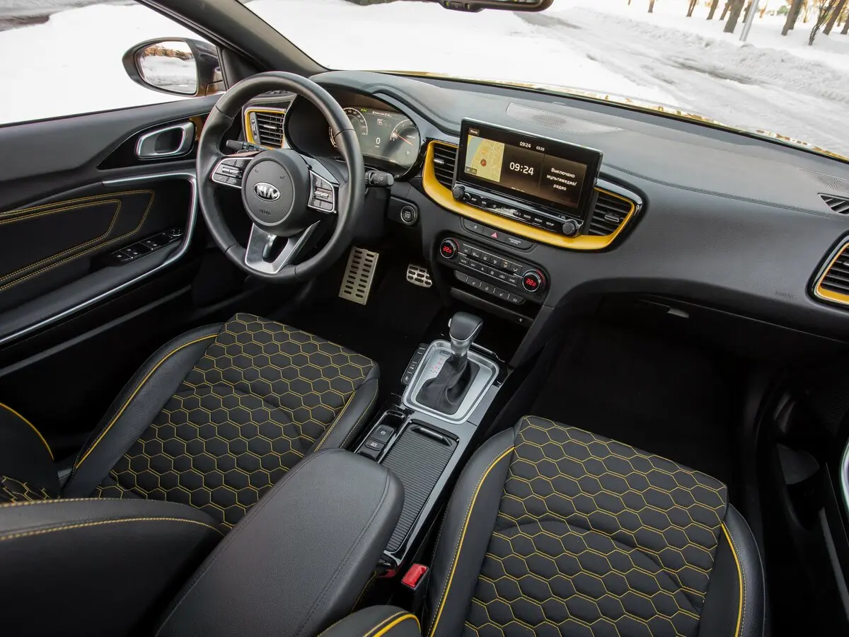 Kia XCeed I Хэтчбек 5 дв. — сүрөт 22