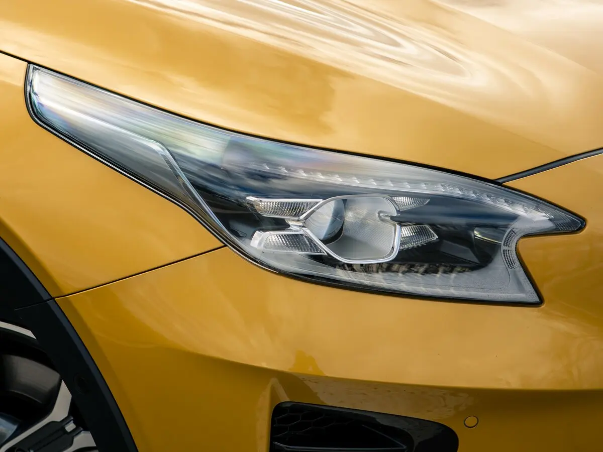 Kia XCeed I Хэтчбек 5 дв. — сүрөт 30