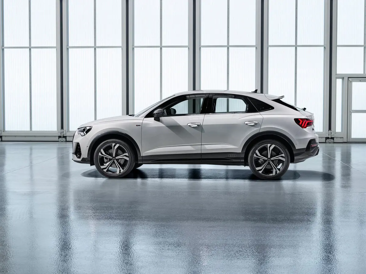 Audi Q3 Sportback II (F3) Внедорожник 5 дв. — сүрөт 2