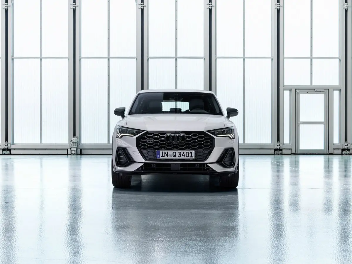 Audi Q3 Sportback II (F3) Внедорожник 5 дв. — сүрөт 3