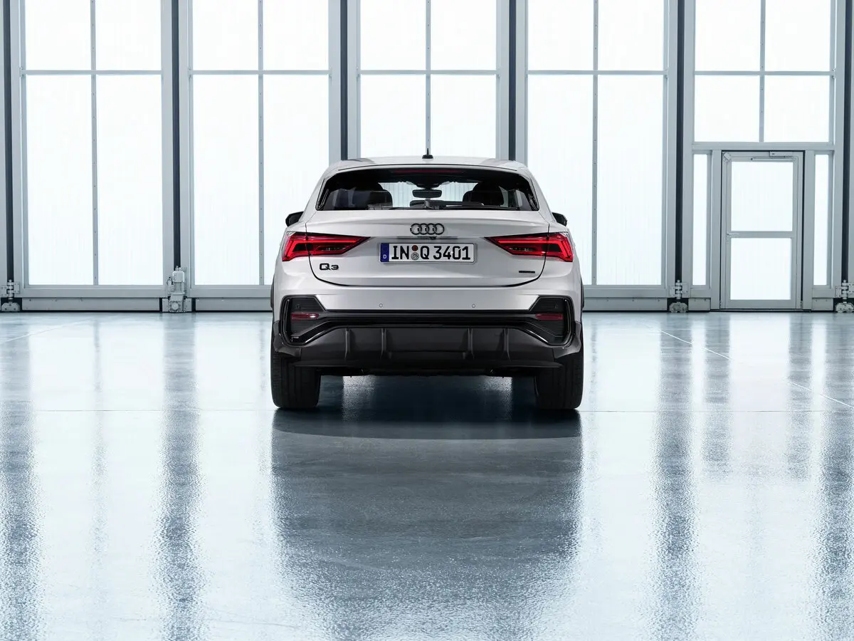 Audi Q3 Sportback II (F3) Внедорожник 5 дв. — сүрөт 4