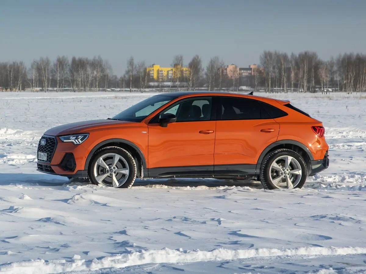 Audi Q3 Sportback II (F3) Внедорожник 5 дв. — сүрөт 17