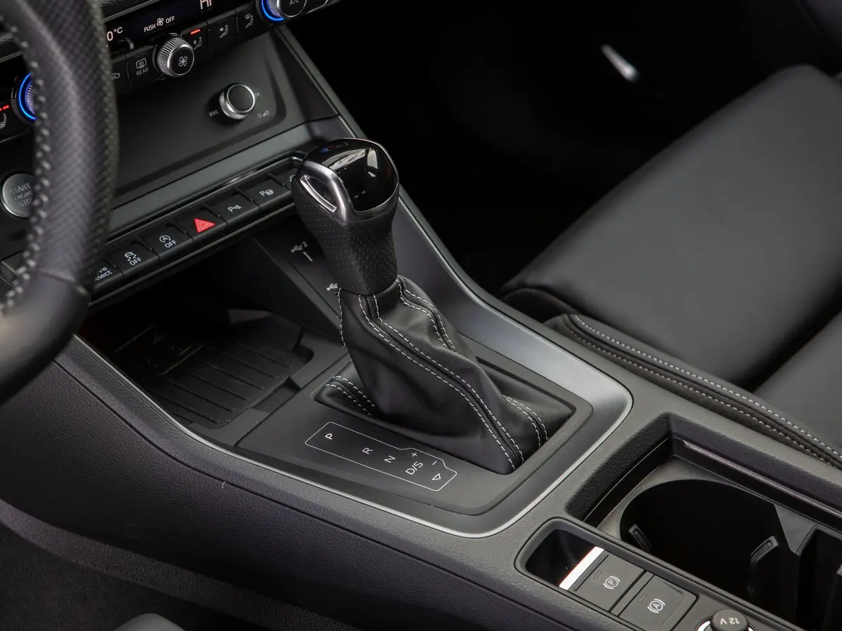 Audi Q3 Sportback II (F3) Внедорожник 5 дв. — сүрөт 28