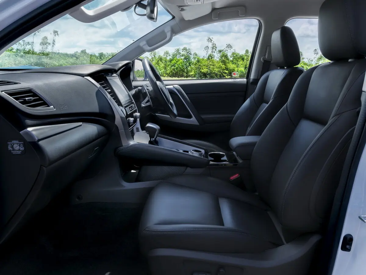Mitsubishi Pajero Sport III Рестайлинг Внедорожник 5 дв. — фото 8