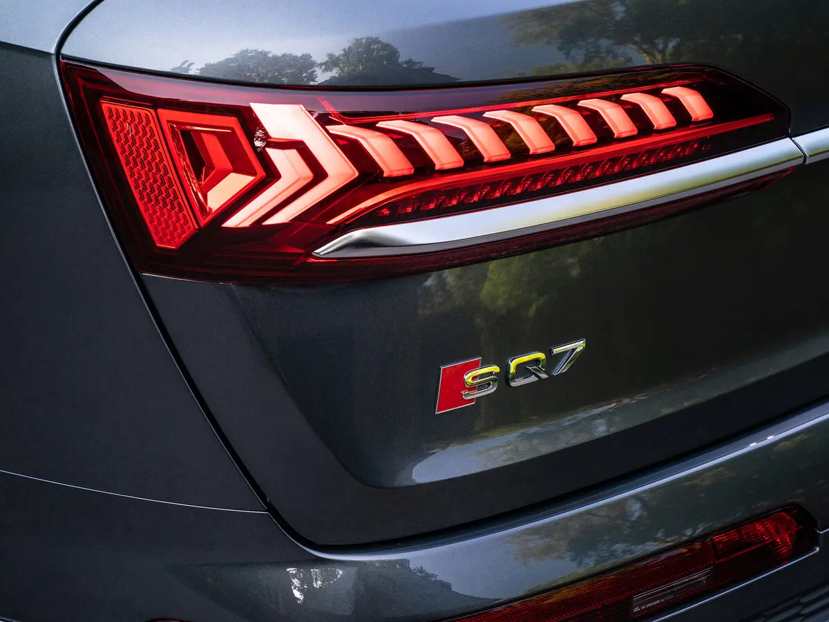 Audi SQ7 I (4M) Рестайлинг Внедорожник 5 дв. — сүрөт 16